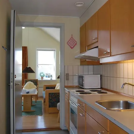 Nice In With Kitchen Apartment *
